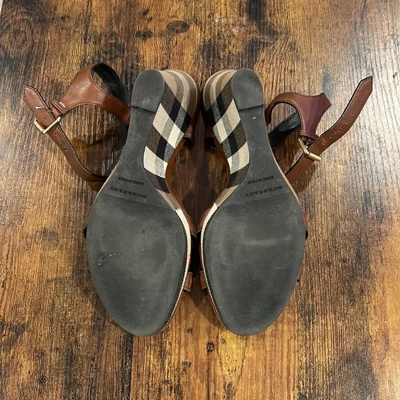 SOLD Burberry Brown Leather Wedges Platform Strappy 4” sandals / 9 US / 39 EU - Picture 4 of 12